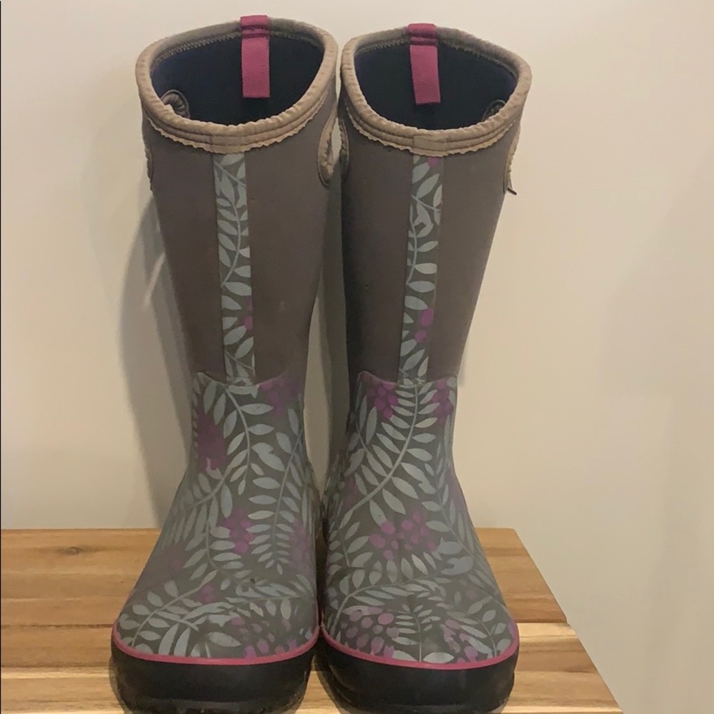 Winterberry Rubber Bogs